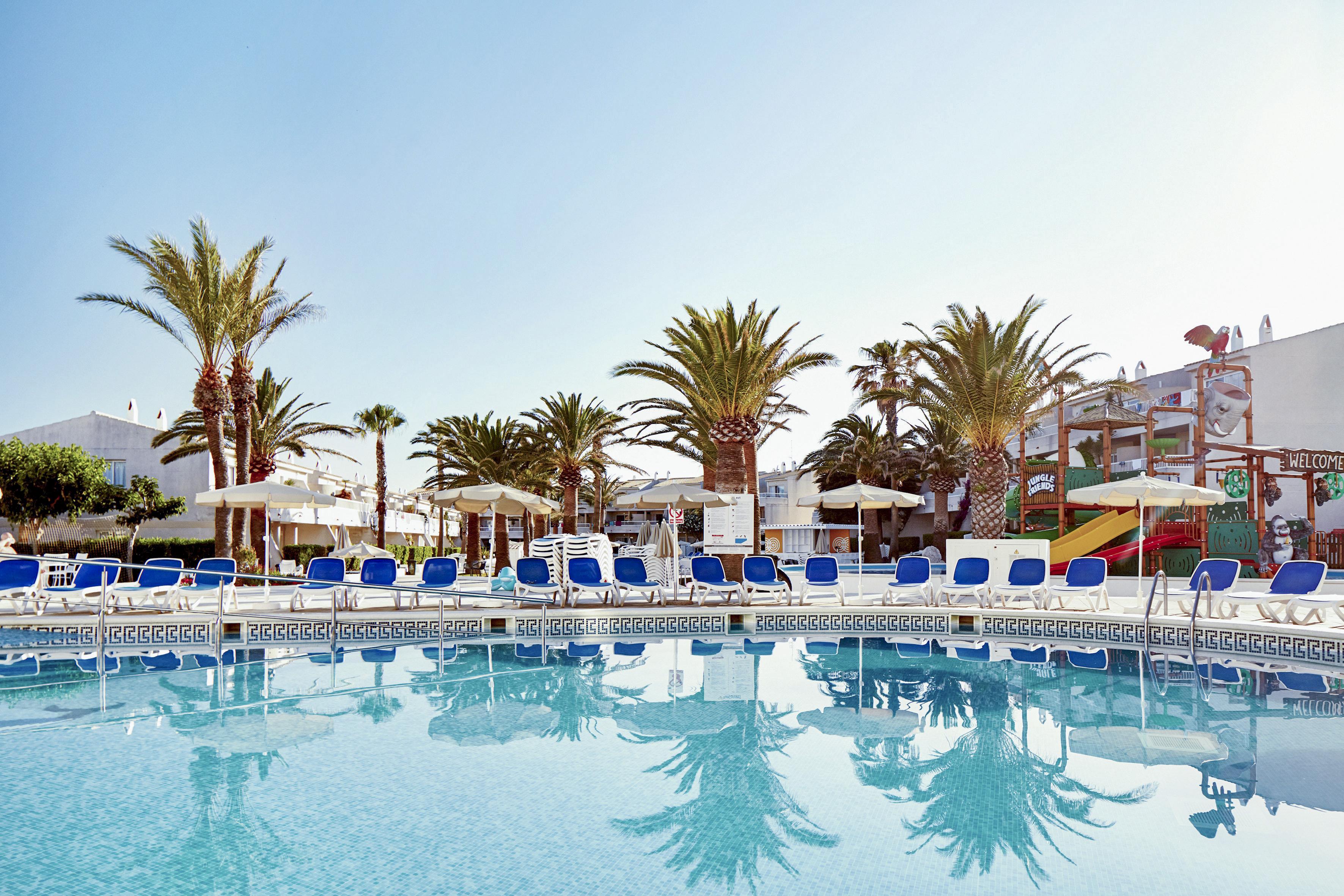 Globales Delfines Hotel 4*