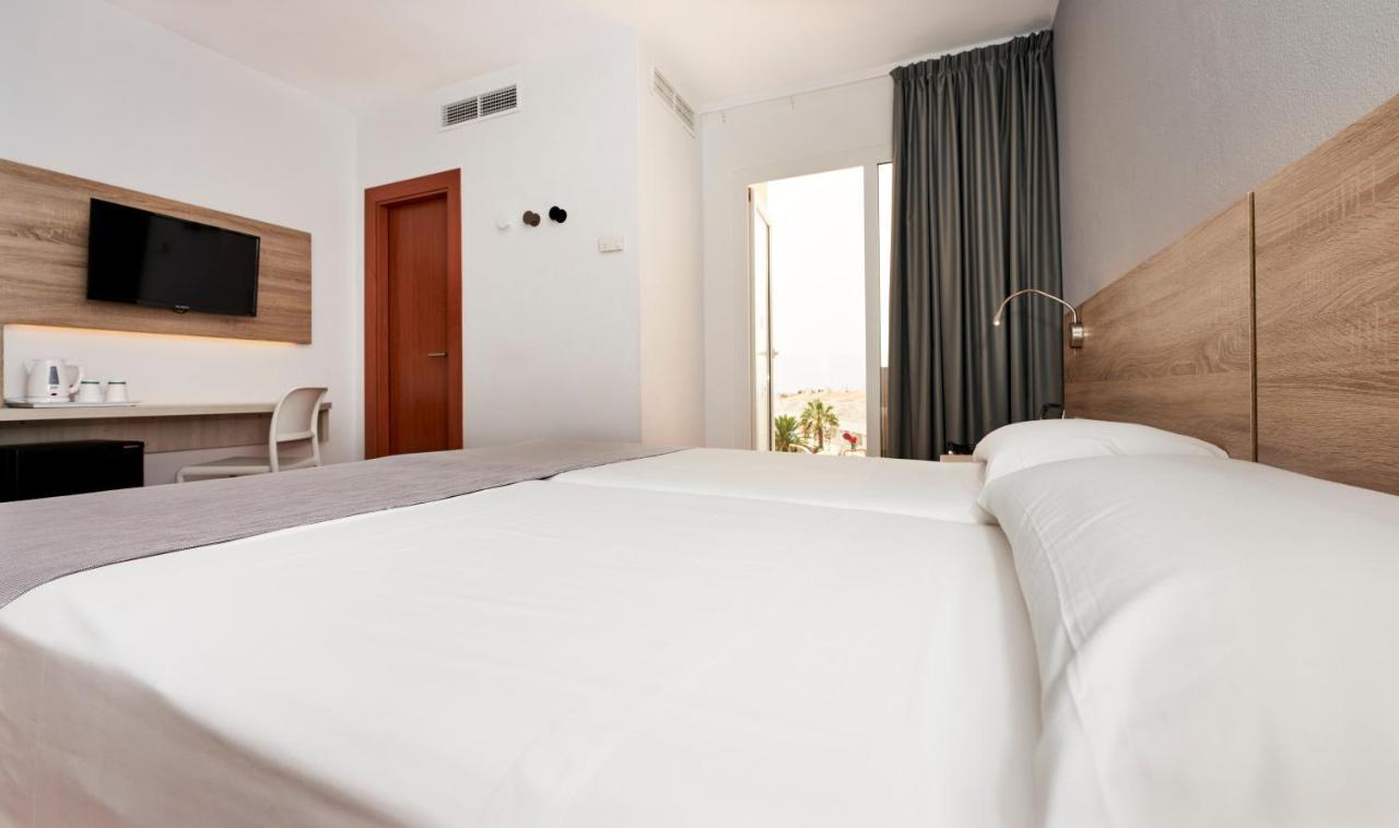 Hotel Globales Delfines 4*